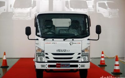 Penjualan Mobil Isuzu di RI Pecah Rekor, Terbanyak Sepanjang Sejarah  Baca artikel detikoto, “Penjualan Mobil Isuzu di RI Pecah Rekor, Terbanyak Sepanjang Sejarah” selengkapnya https://oto.detik.com/mobil/d-6534818/penjualan-mobil-isuzu-di-ri-pecah-rekor-terbanyak-sepanjang-sejarah.  Download Apps Detikcom Sekarang https://apps.detik.com/detik/